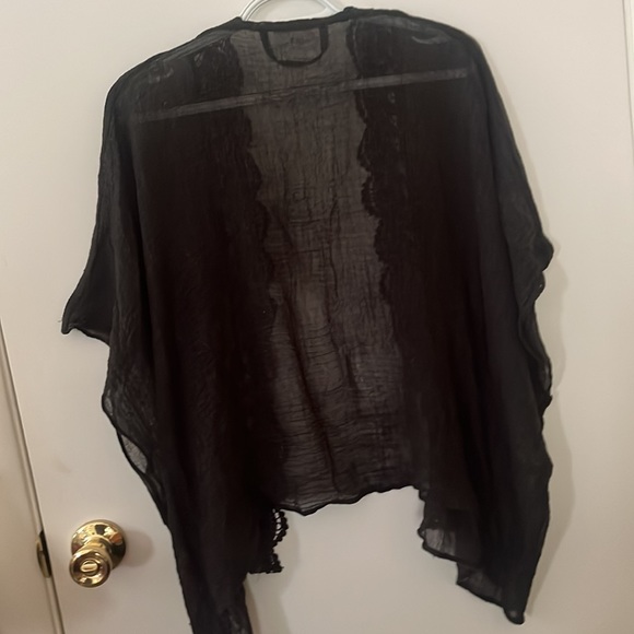 Top - Picture 3 of 3